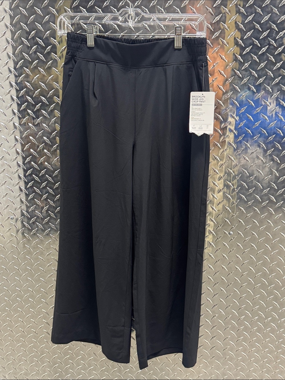 NWT! Athleta Brooklyn Wide Leg Pants Black Drawstring Crop Style 657598 Size 2